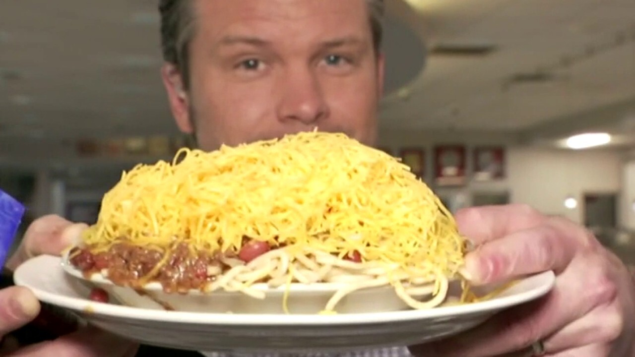 Dinner for Breakfast: 'Fox & Friends' host Pete Hegseth tries breakfast spaghetti in Cincinnati