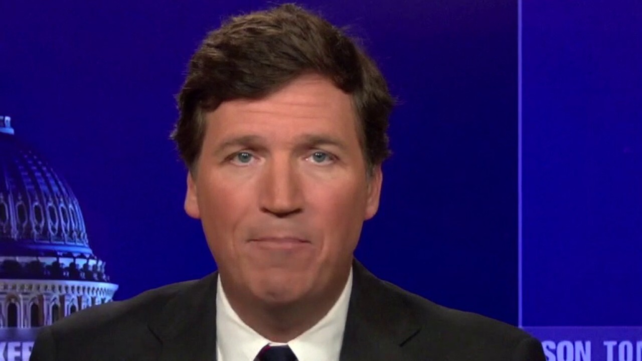 Tucker sheds light on political operatives in the media