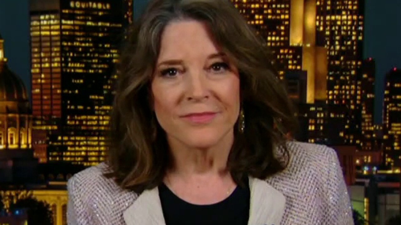 Marianne Williamson: DNC shouldn't be running things from on high