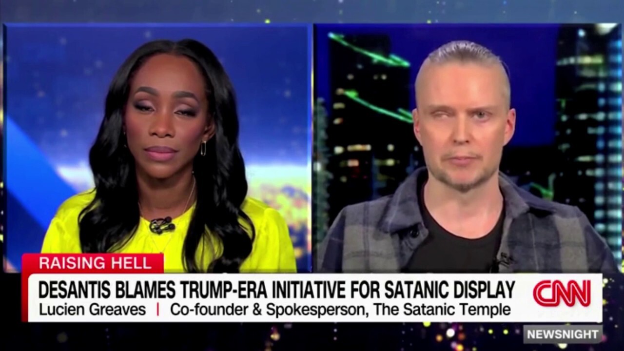 Лидерът на Satanic Temple предизвиква „жалък малък страхливец“ DeSantis да дебатират относно статута на групата, освободен от данъци