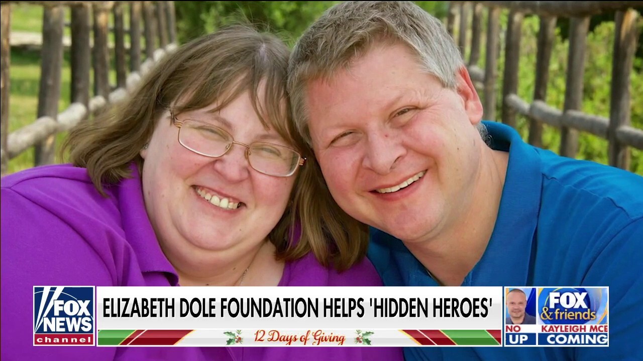 Elizabeth Dole Foundation, FOX corporation award military family with $10k