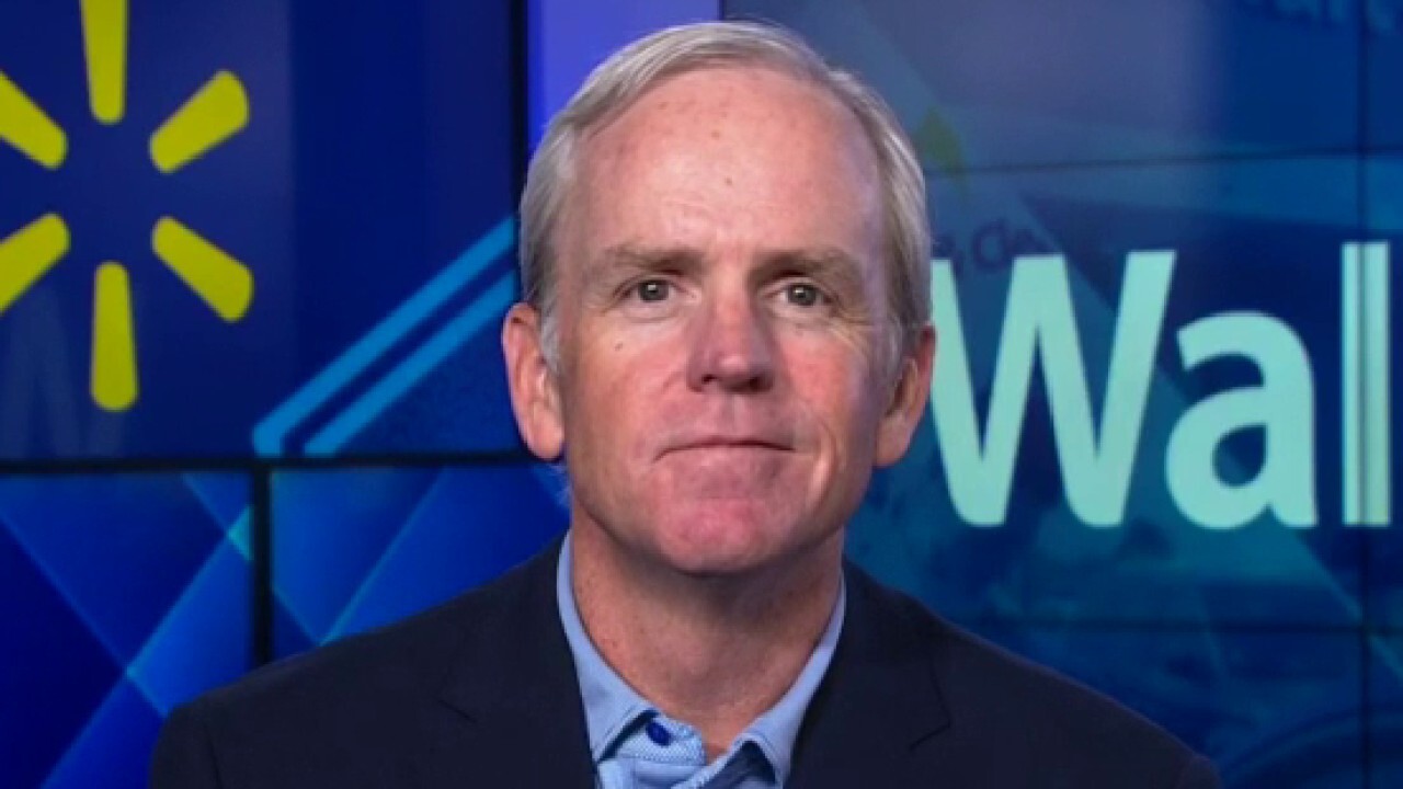 Walmart executive vice president Dan Bartlett discusses the state of the economy amid the coronavirus pandemic on Fox News' ‘The Daily Briefing.’