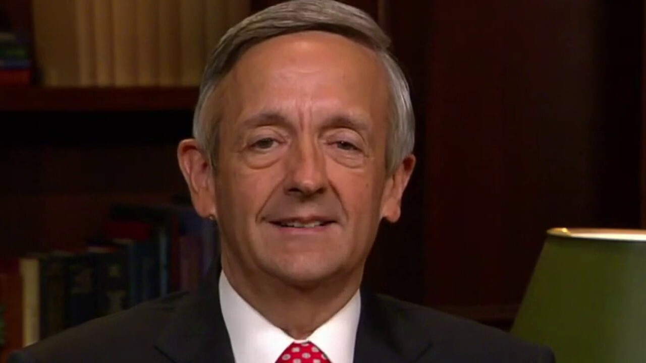 Pastor Jeffress reacts to St. John's Church in DC being set on fire by rioters