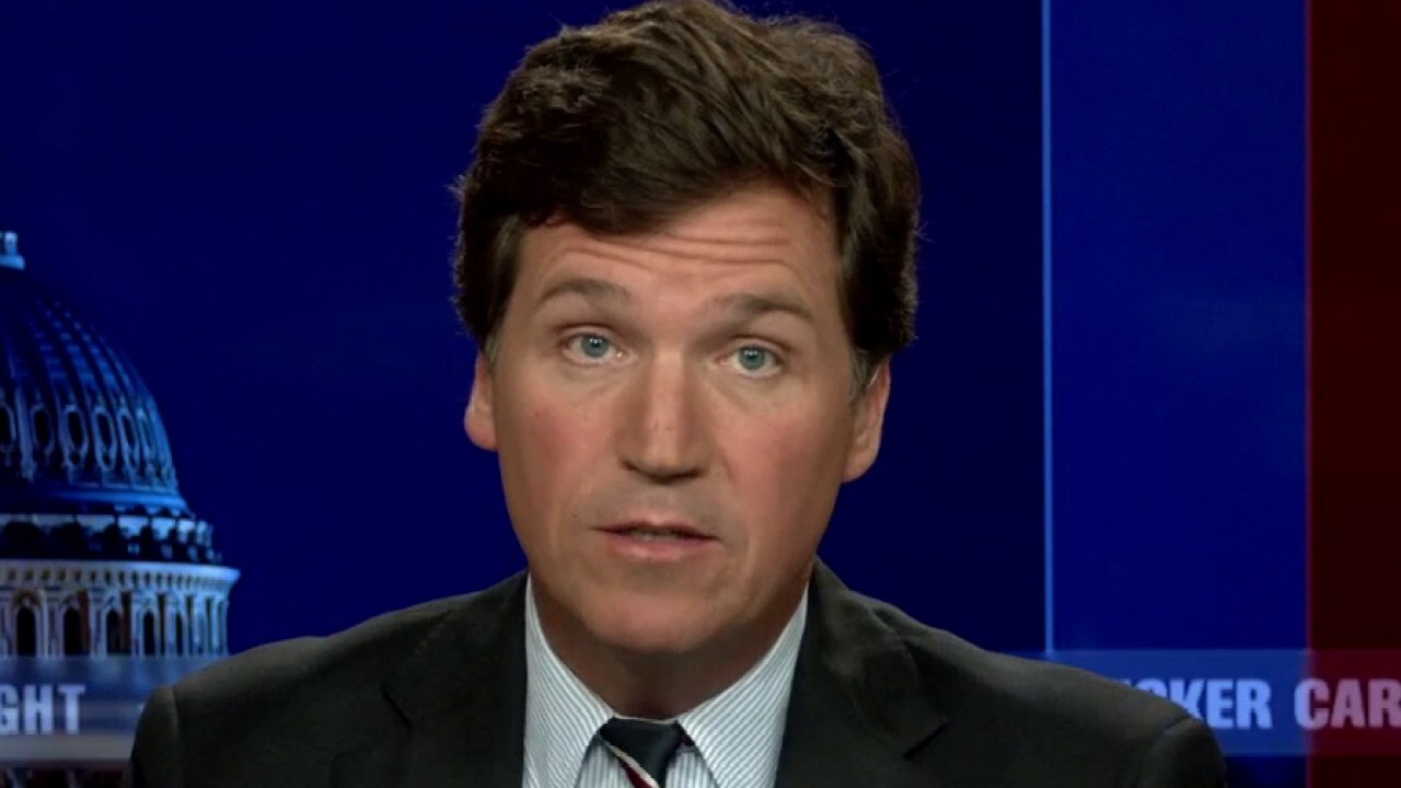 Tucker Carlson: NSA has been reading my private emails, planned to leak the contents