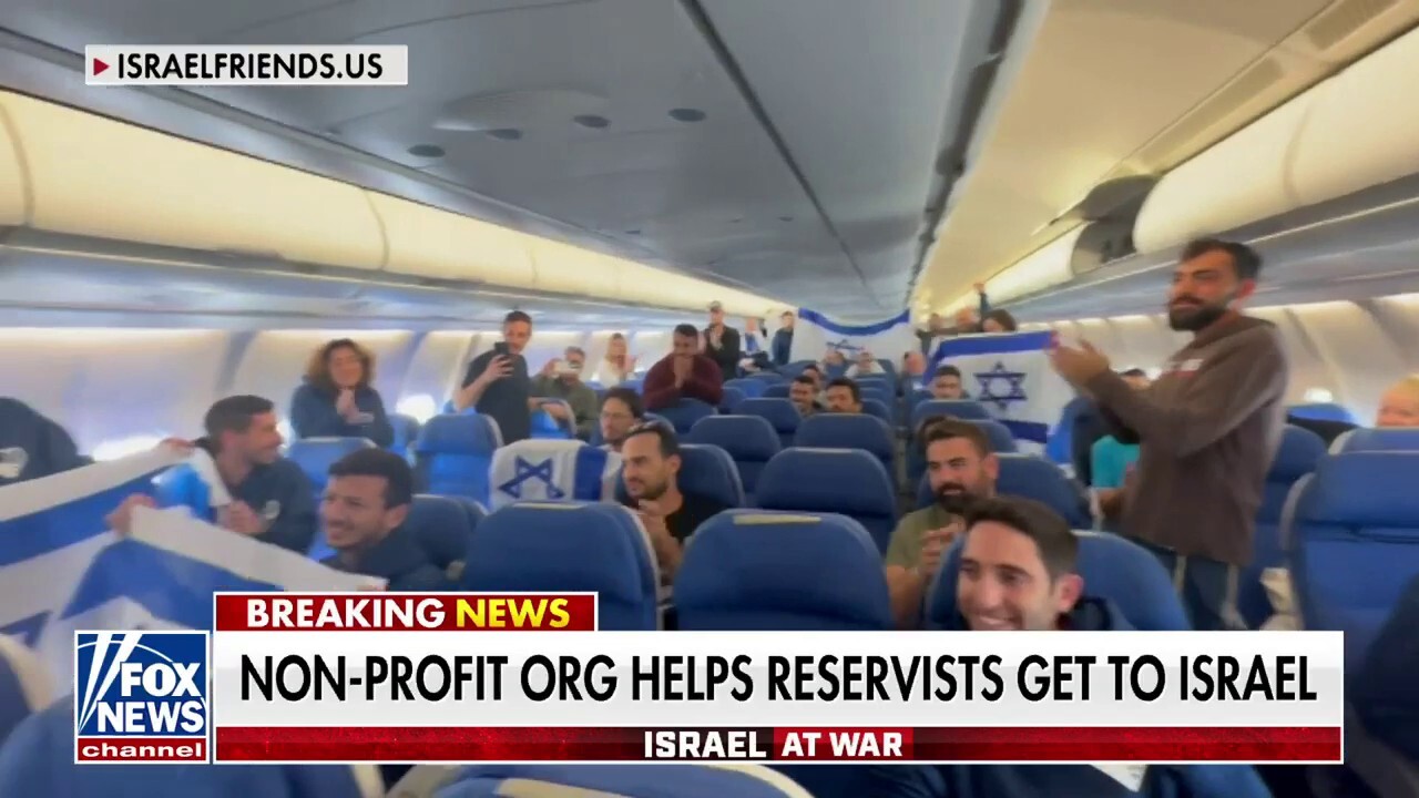 Nonprofit charters flights for IDF reservists' return to Israel