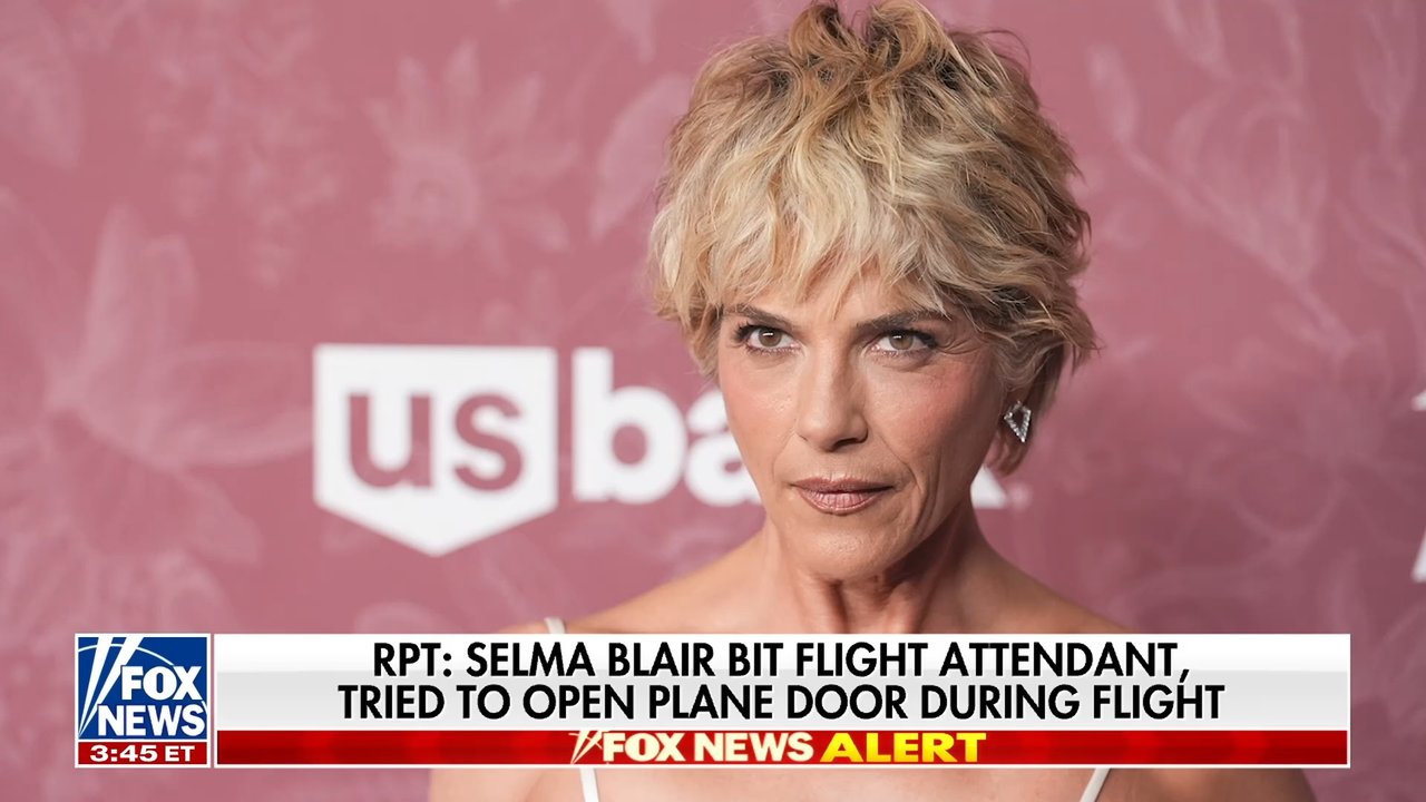 Selma Blair reportedly bit flight attendant, tried to open plane door