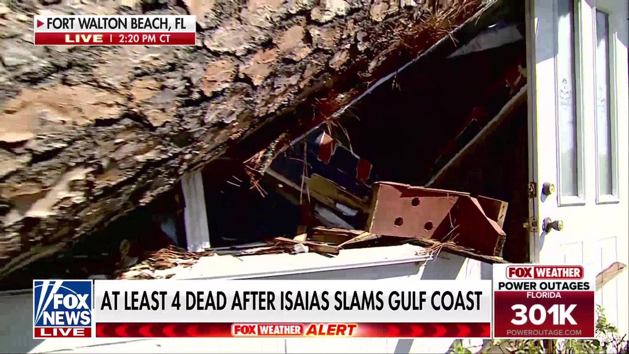 Hurricane Isaias moves north after slamming Gulf Coast
