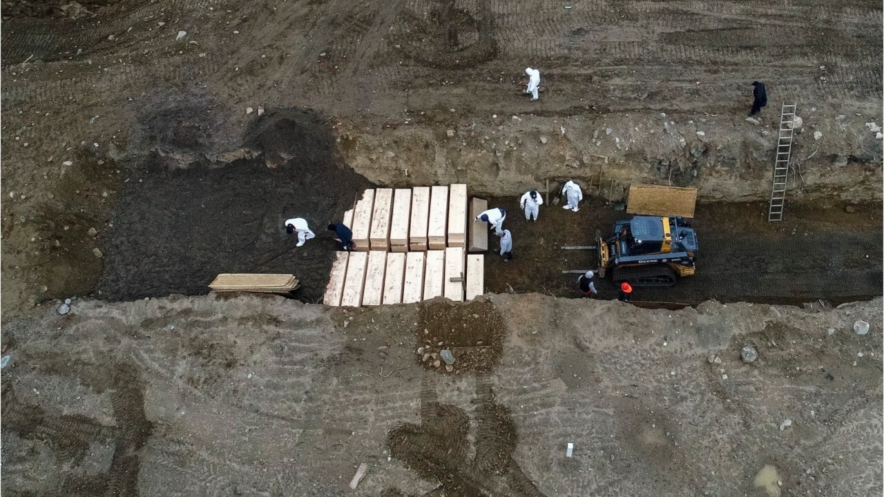 Coronavirus deaths increase number of burials at New York City's public cemetary