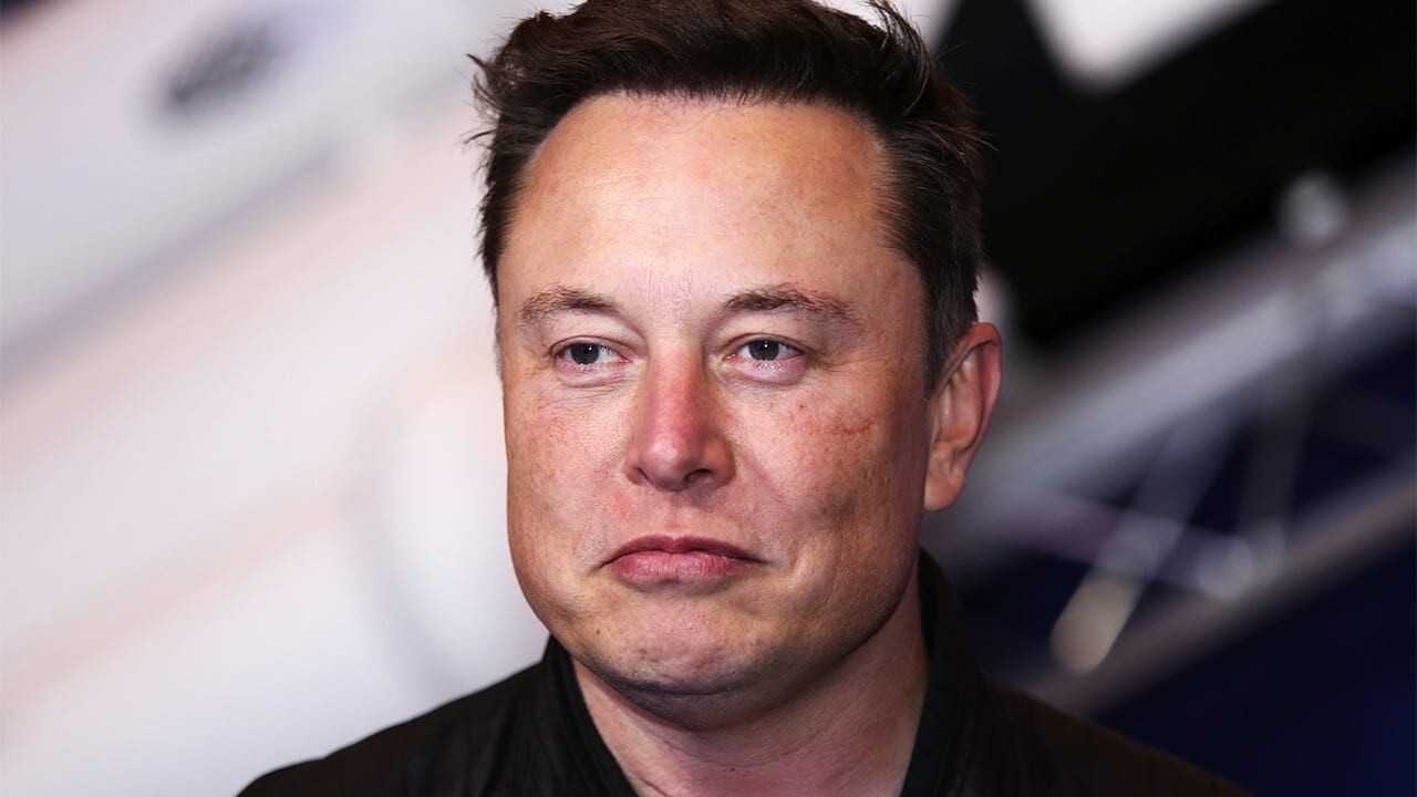 Elon Musk battles media assault