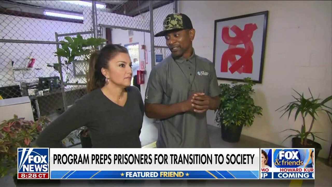 Former NFL Player, 'Fox & Friends Weekend' co-host brings faith to prison, help transition to society