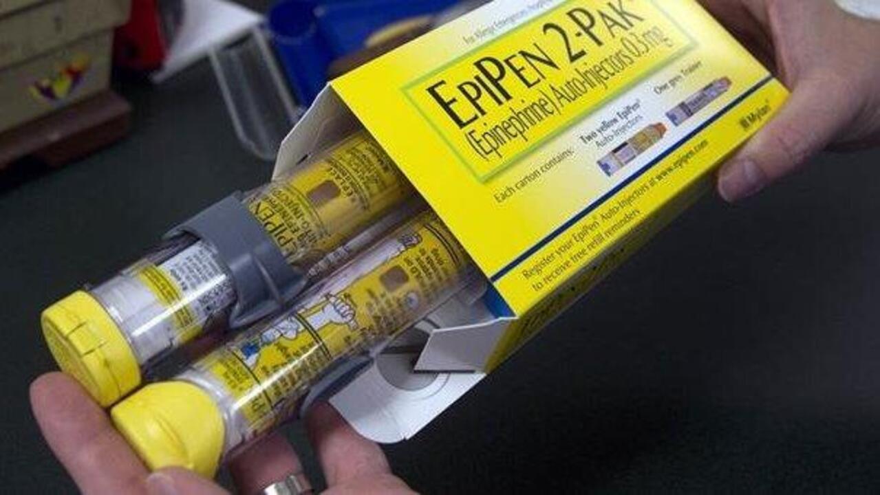 Congress to question CEO that raised EpiPen prices