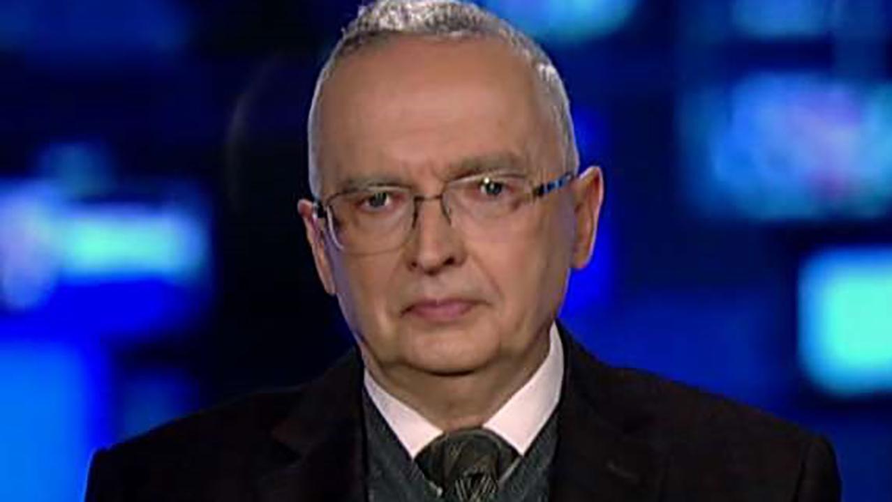 Lt. Col. Ralph Peters calls for assault weapons ban