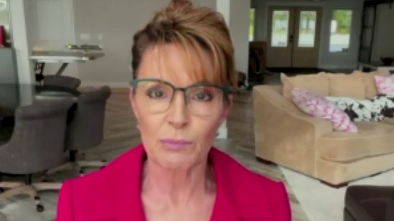  Sarah Palin reacts to AOC replacing 'woman' with 'menstruating person'