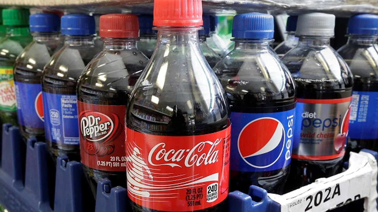Philadelphia becomes first US city to pass soda tax