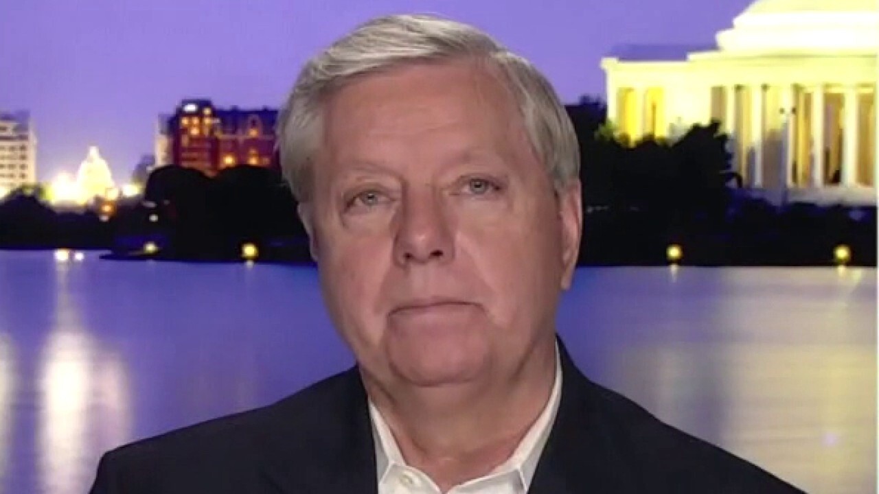 Lindsay Graham reacts to backlash from hugging Sen. Dianne Feinstein: 'this is a dangerous moment in American politics'