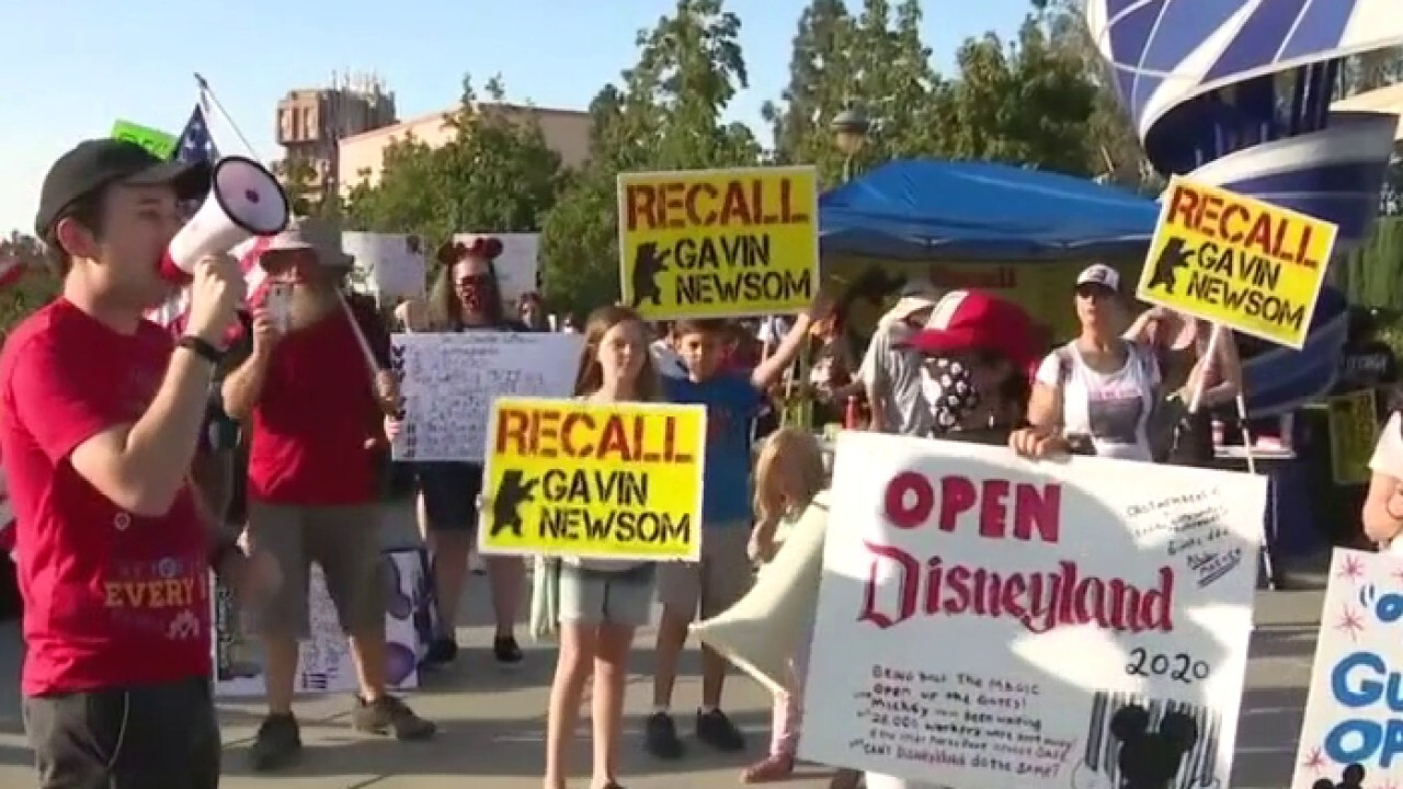 Newsom’s guidelines make it ‘next to impossible’ for Disneyland to reopen: former Disney employee