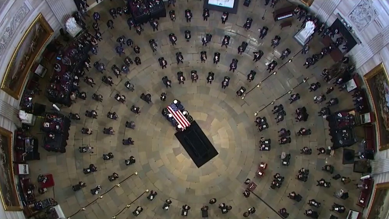 Bob Dole honored at Capitol Rotunda where lawmakers paid tribute
