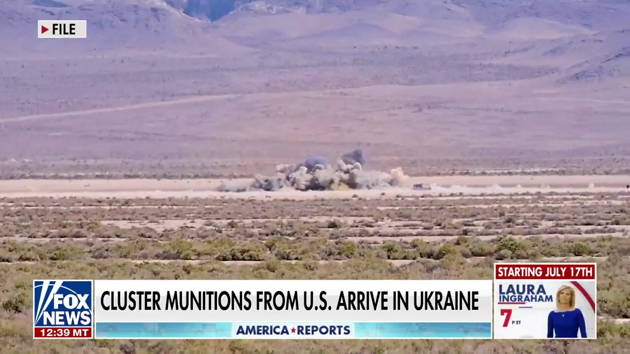 Ukraine receives cluster munitions from the US