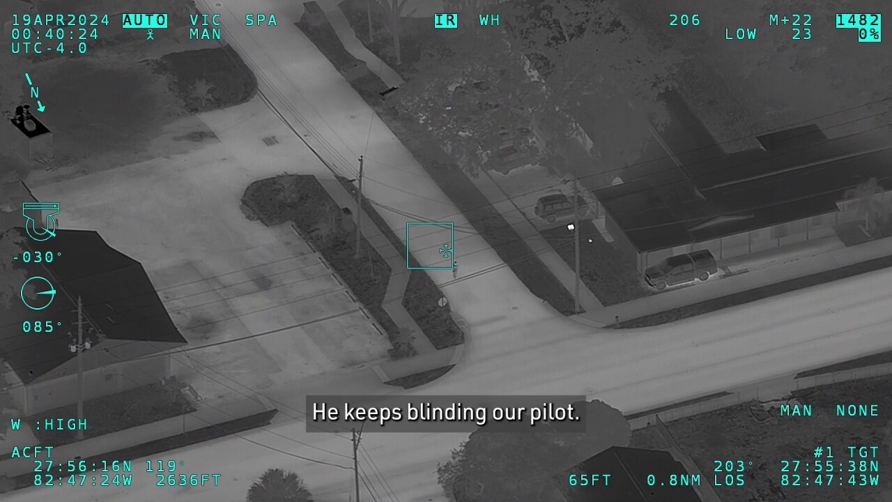 Тийнейджър от Флорида, арестуван за предполагаемо насочване с лазер към хеликоптера на шерифа: „Той ослепява нашия пилот“