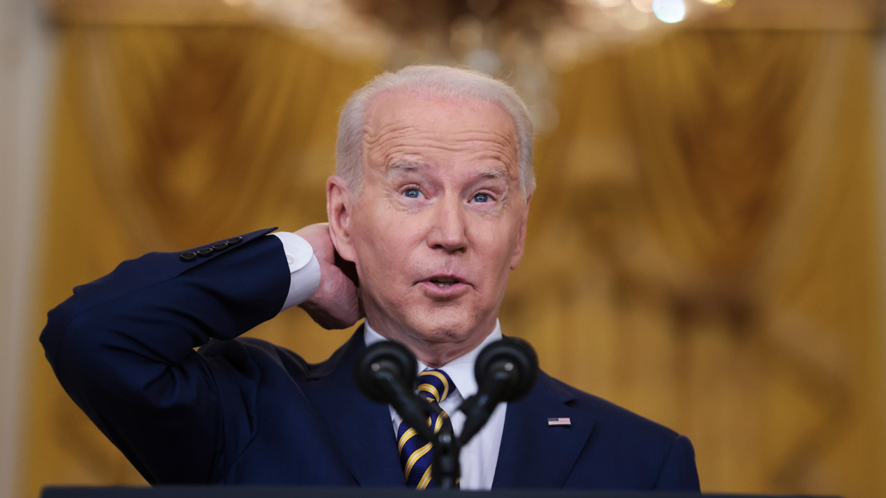 Biden's tumultuous first year with the press
