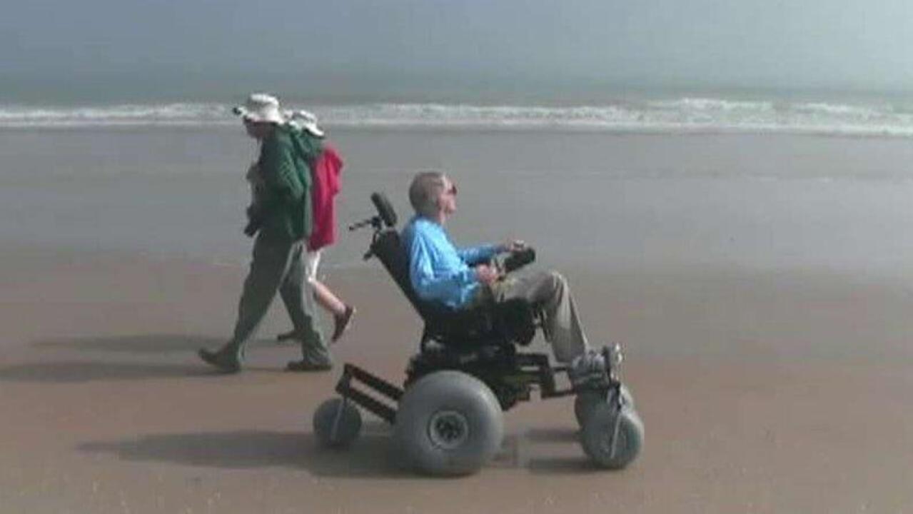 Florida man expands beach-friendly wheelchairs 