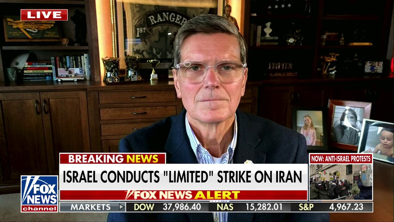 Former U.S. CENTCOM Commander Joseph Votel joins 'Your World' to discuss Israel striking a site near Iran's nuclear facilities.
