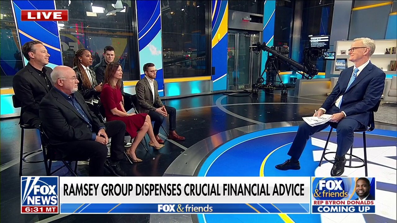 Dave Ramsey and a panel of financial experts join 'FOX & Friends' to share advice for Americans wanting to buy homes and tips for holiday planning. 