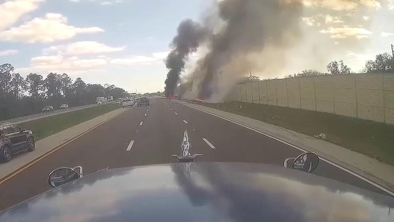 Смъртоносна самолетна катастрофа във Флорида на междущатска магистрала, видяна на ново видео от видеорегистратор