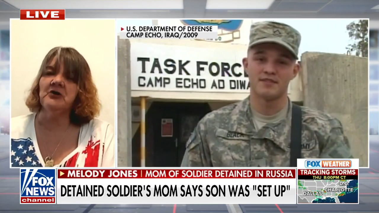 Майката на американски войник който е бил задържан в Русия