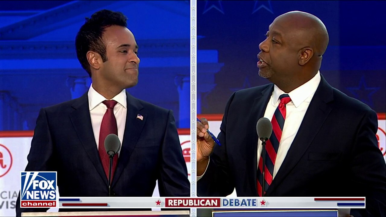 GOP presidential candidate Tim Scott calls out Vivek Ramaswamy for reportedly conducting business with member of the CCP.