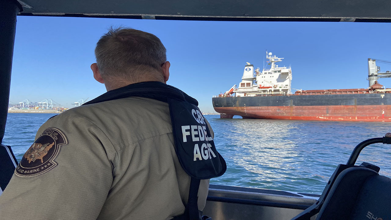 INSIDE LOOK: Fox News' helicopter, boat ride along with CBP