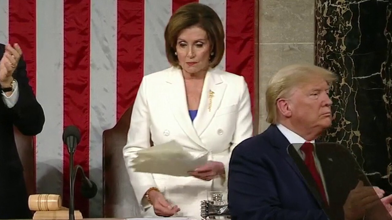 House Speaker Nancy Pelosi rips up her copy of President Trump's State of the Union address	