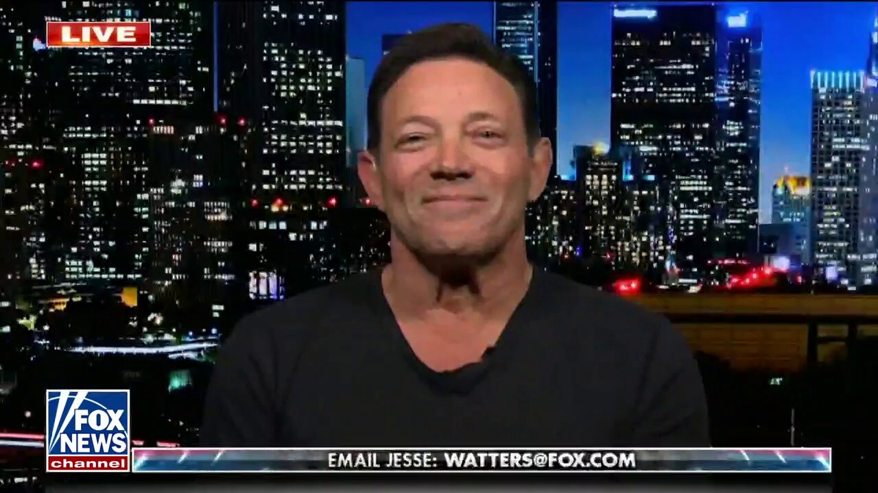 ‘The Wolf of Wall Street’ Jordan Belfort weighs in on the FTX debacle and the possible early warning signs in Sam Bankman-Fried's alleged scam on ‘Jesse Watters Primetime.’