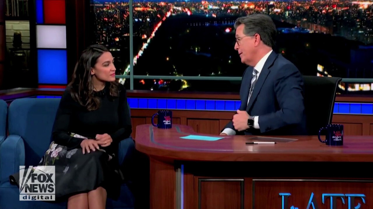 Alexandria Ocasio-Cortez avoids questions about presidential run on 'The Late Show'