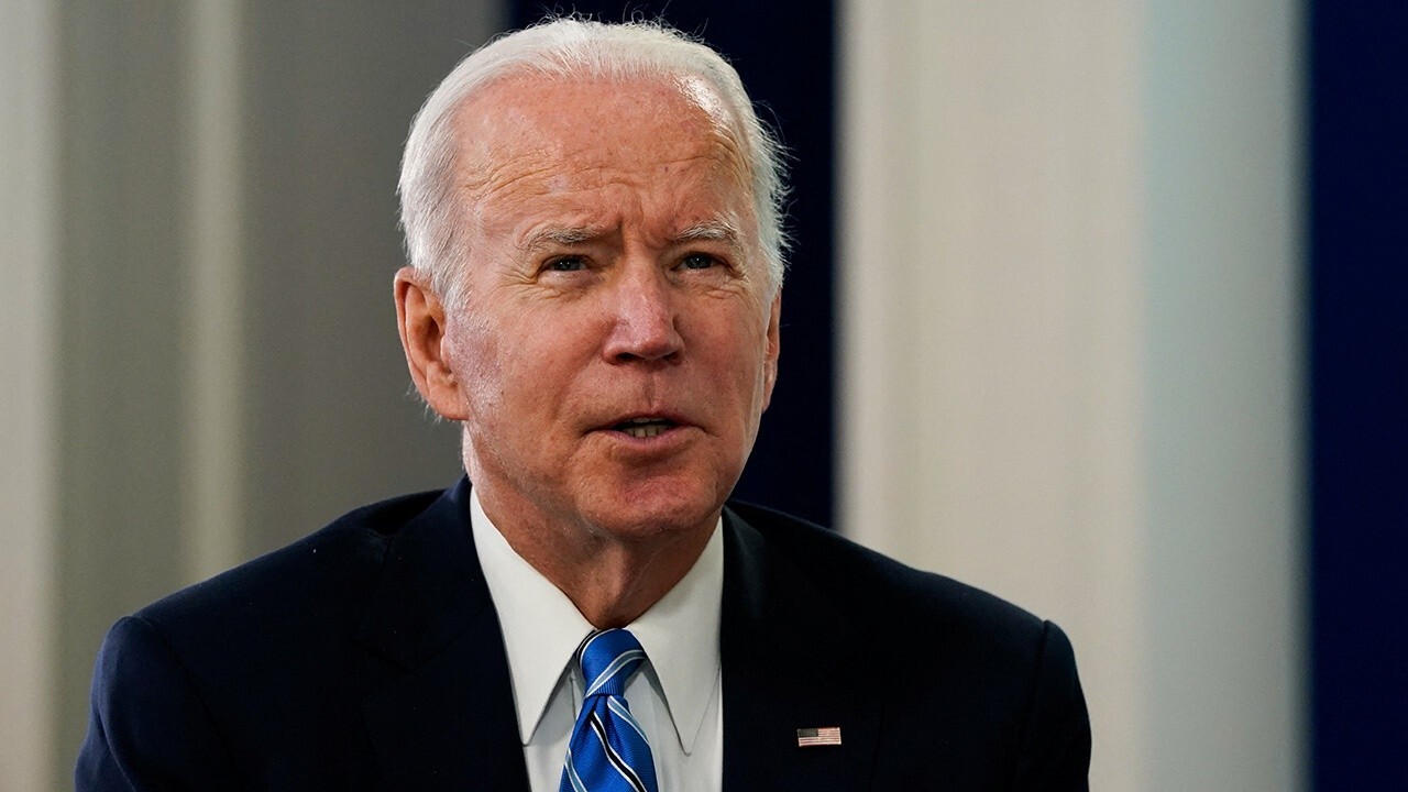 'The Five' react to Biden having a lower approval rating than Kamala Harris
