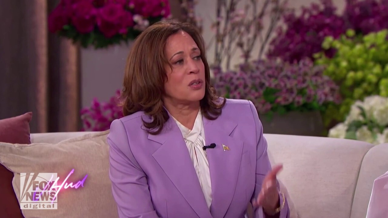 Kamala Harris decries 'weapons of war,' claims support of the Second Amendment
