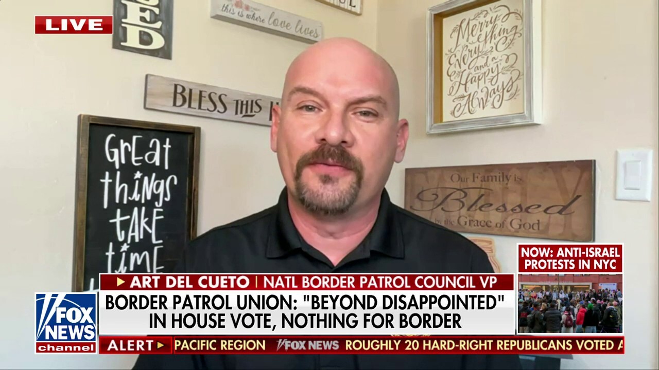 National Border Patrol Vice President Art Del Cueto joins 'Your World with Neil Cavuto' to react to the GOP's latest bid to pass border security measures failing over the weekend.