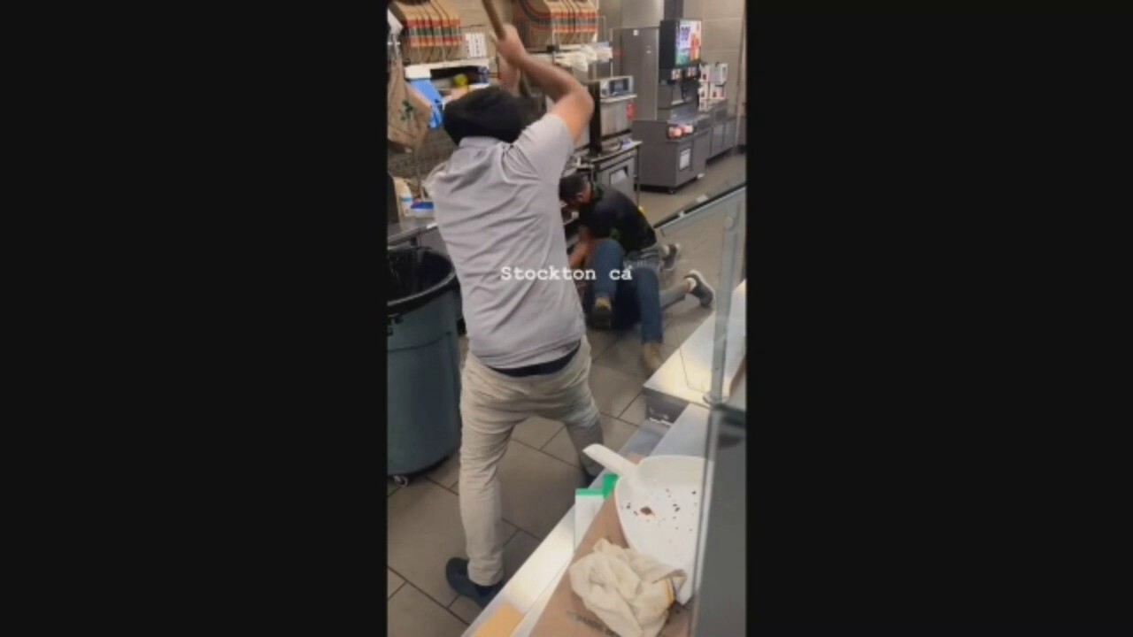 7-Eleven workers beat would-be robber with stick until he breaks into tears
