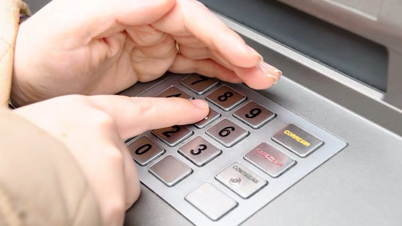 This is how to protect your credit and bank cards from getting hacked