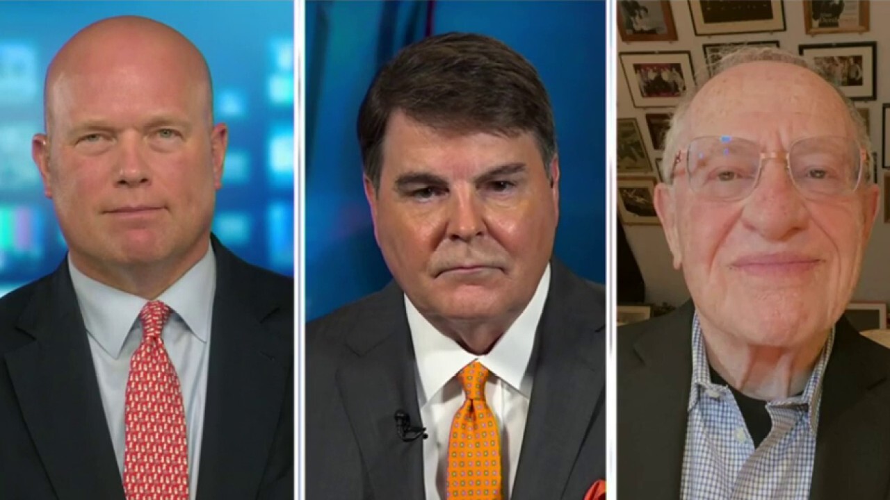 'Hannity' legal panel calls out purported two-tiered justice system