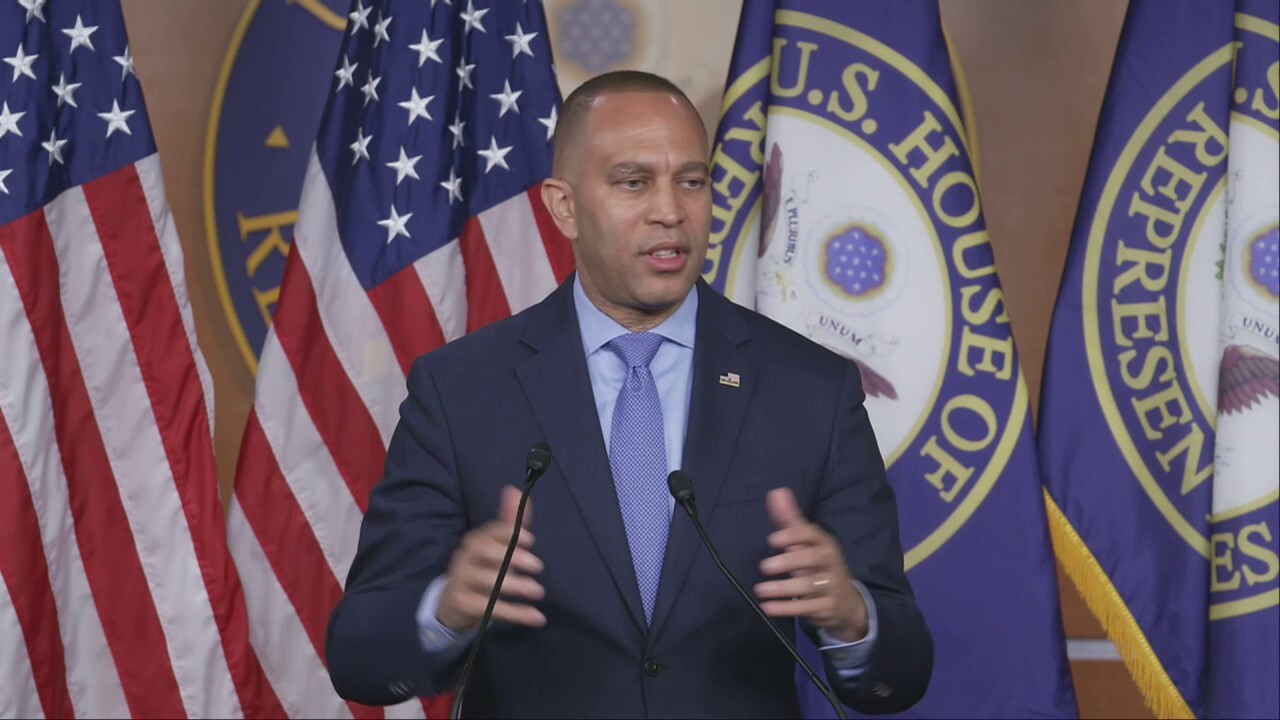 House Dem Leader Hakeem Jeffries slams GOP Biden family investigations