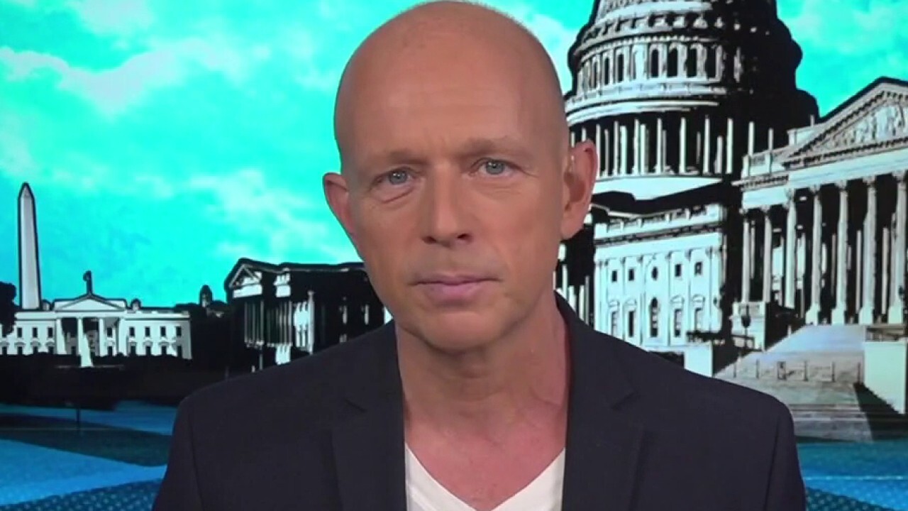 Hilton: Biden is an 'utterly mediocre machine-politician, surrounded by amateurs'
