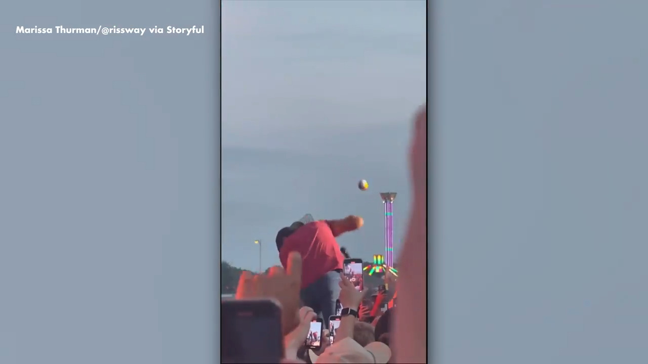 Luke Bryan hit in face by object during performance 