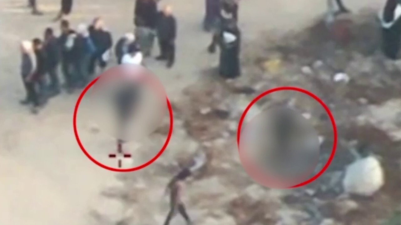 Напрежението се издига, тъй като Израел силно отрича стрелба по палестинци на хуманитарен сайт на Газа 