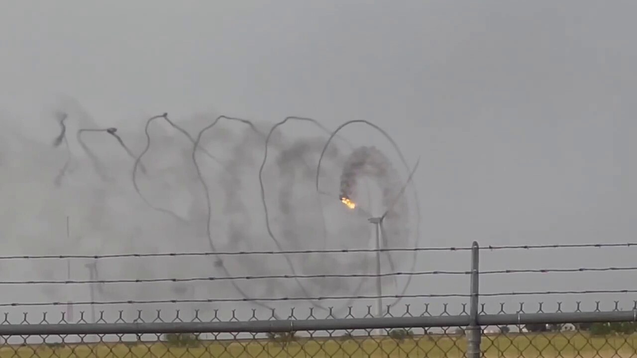 Texas wind turbine turbine catches on fire after being hit by lightning