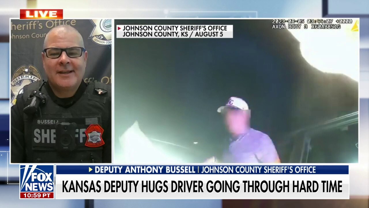 Officer hugs distressed driver, helping him through hard time: I gave a 'listening ear'