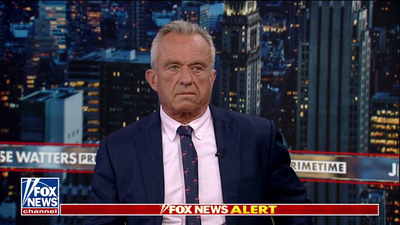  RFK, Jr. on Trump assassination attempt: It's baffling why Trump was allowed on the stage