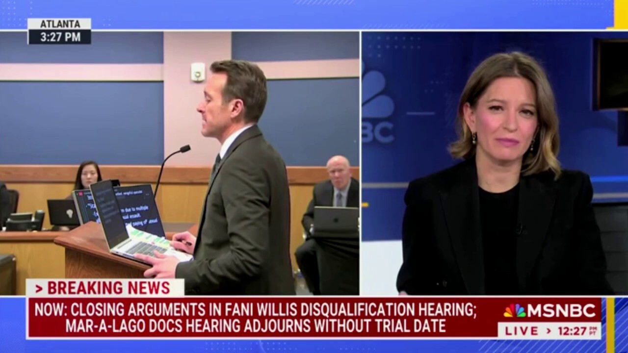 Водещият на MSNBC Кейти Тур осъди прокурора на Джорджия Адам