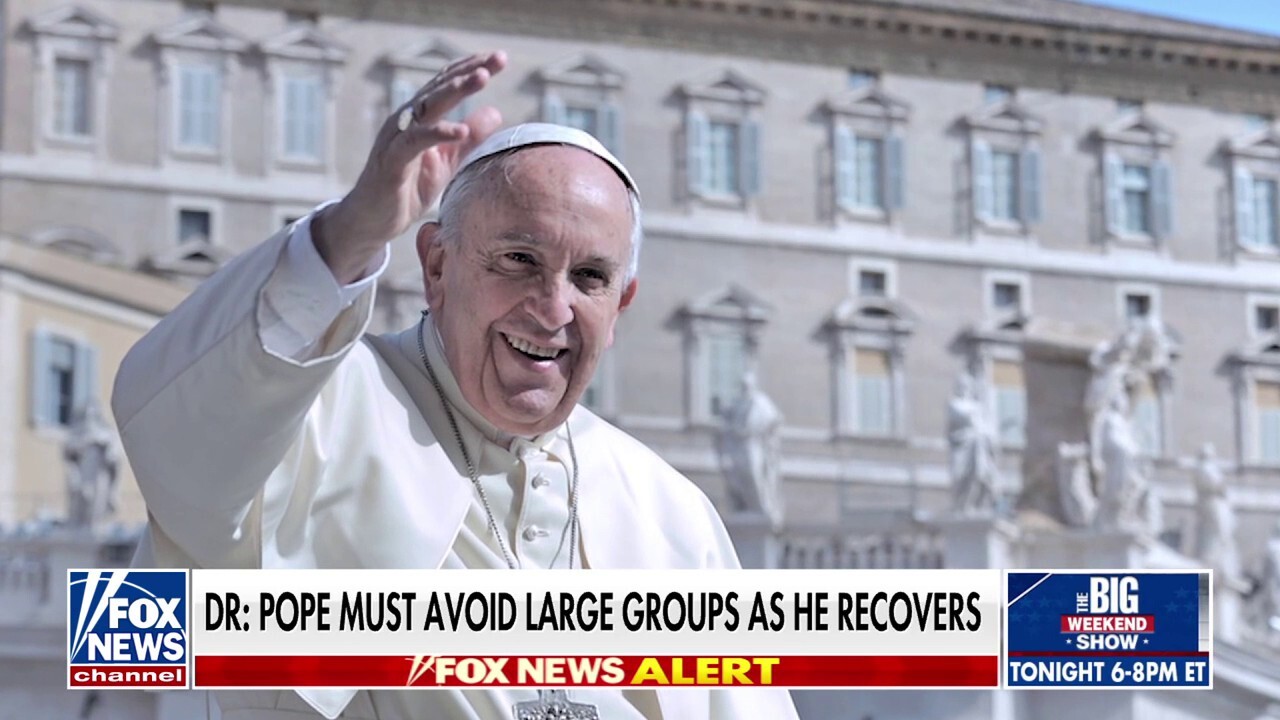 Pope Francis set to be released, will make first public appearance in five weeks 