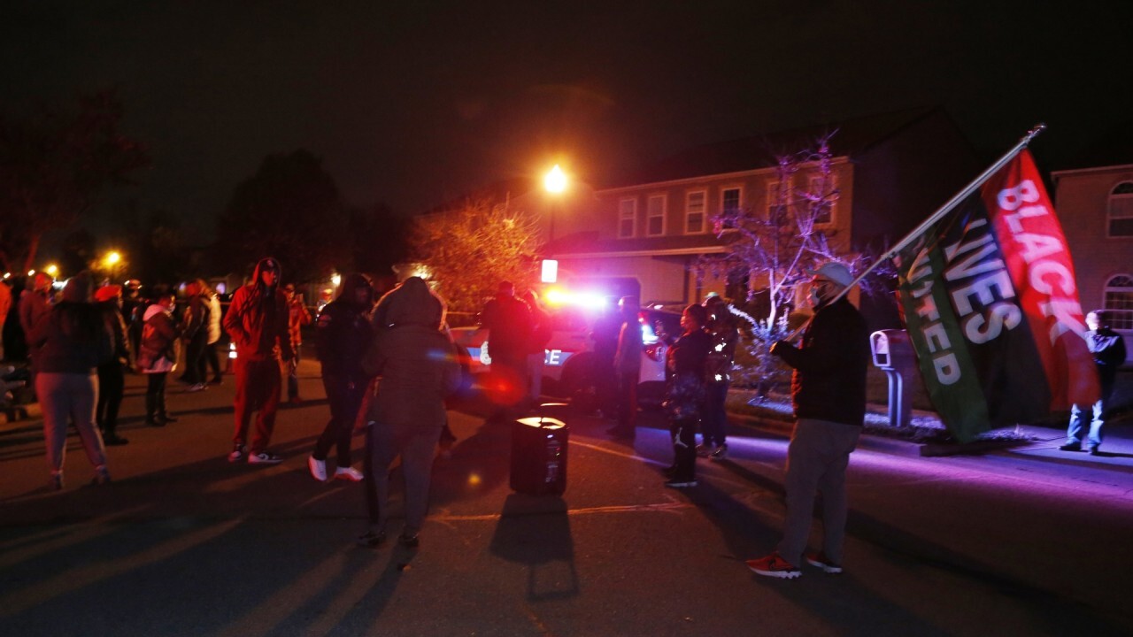 Protests erupt in Ohio over deadly police shooting of teen girl
